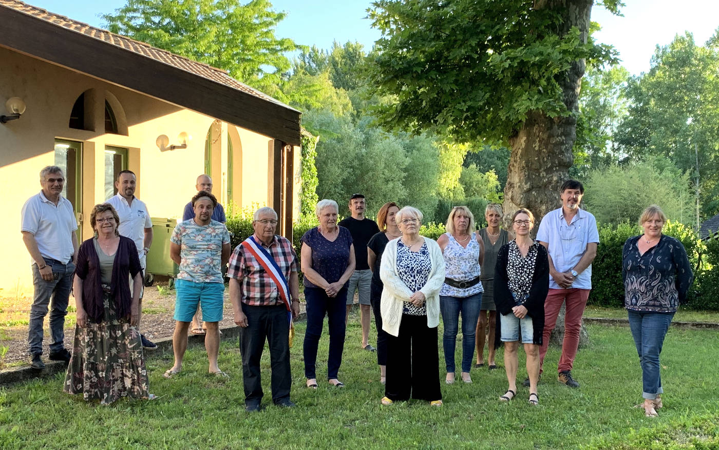 L'équipe municipale de Lisle, en Dordogne Périgord